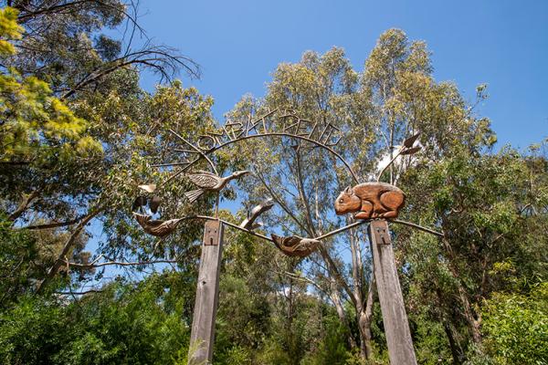 Photo of part of the sculpture with wombats and birds